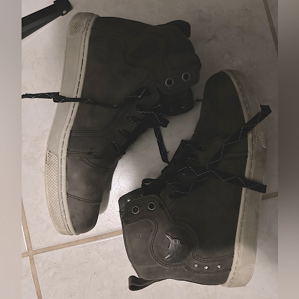 Harley Davidson riding sneakers 8M